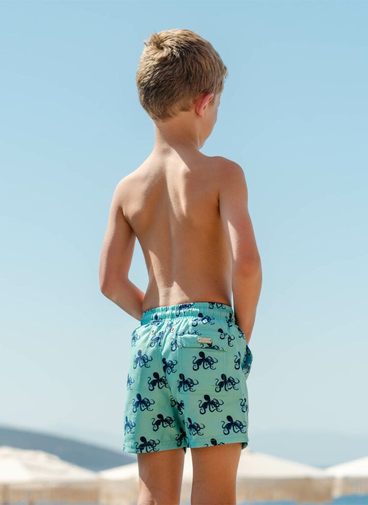 The Jack are essential CAHA CAPO boardshorts in Octopus Turquoise. Part of the CAHA CAPO boy's swimwear collection.