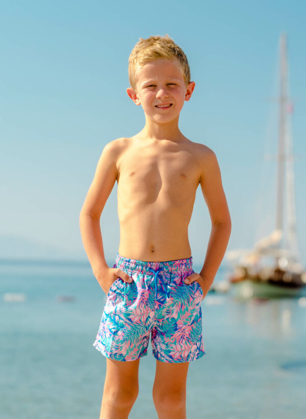 The Jack are essential CAHA CAPO boardshorts in Pink Jungle. Part of the CAHA CAPO boy's swimwear collection.