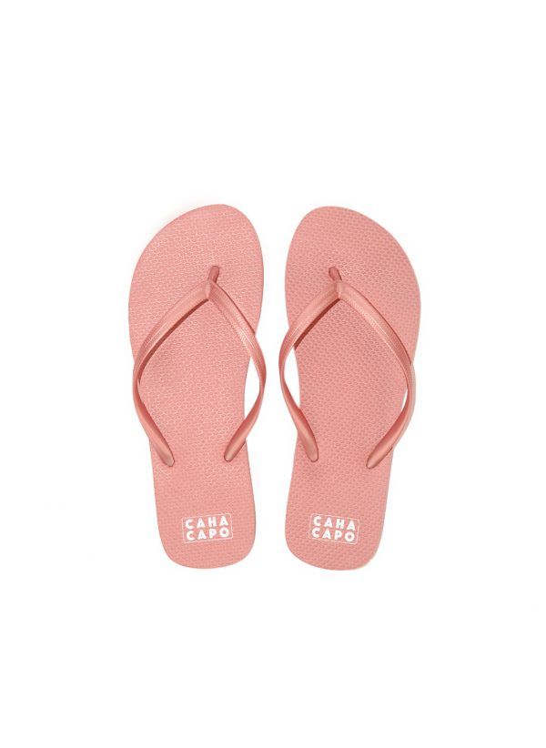 The Byron flip flops are comfortable beachflip flops in coral. Part of the CAHA CAPO beach accessories range.