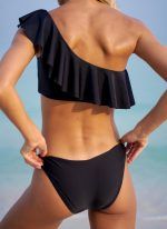 The Jasmine& Kath bikini set by CAHA CAPO is part of our women's swimwear collection, an essential black bikini set.