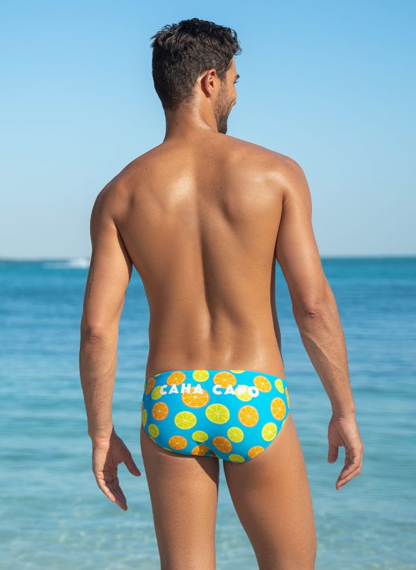 The Stevo swim briefs by CAHA CAPO are made with UPF50+ fabric. Part of the CAHA CAPO men’s swimwear collection.